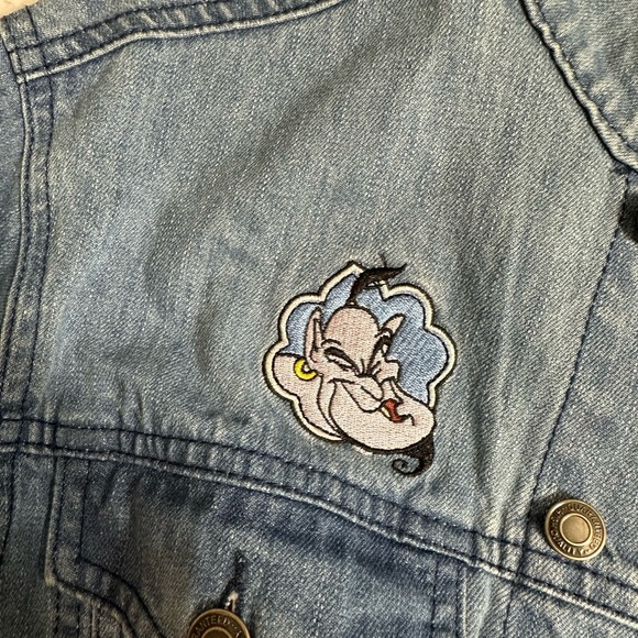 oh So Disney Genie Carpet Aladdin Denim Jacket Small - Picture 4 of 6